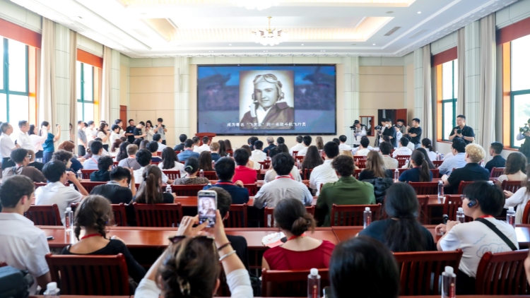 「飛虎隊」後代湖北紅安再續「飛虎情緣」