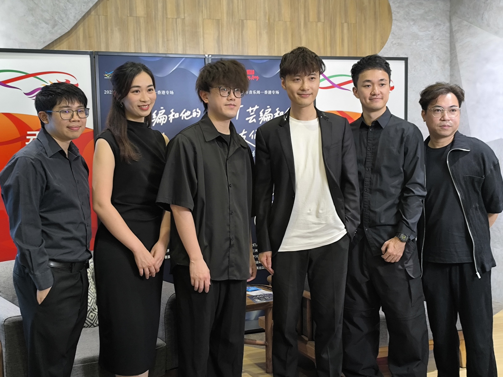 川港文化交流再譜新篇 「芸編和他的朋友們」二胡狂想音樂會在成都奏響