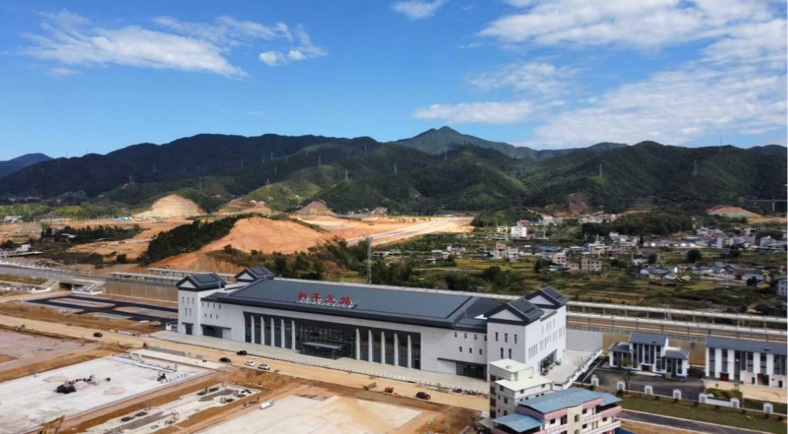 和平北站：「客韻古郡，入粵首站」