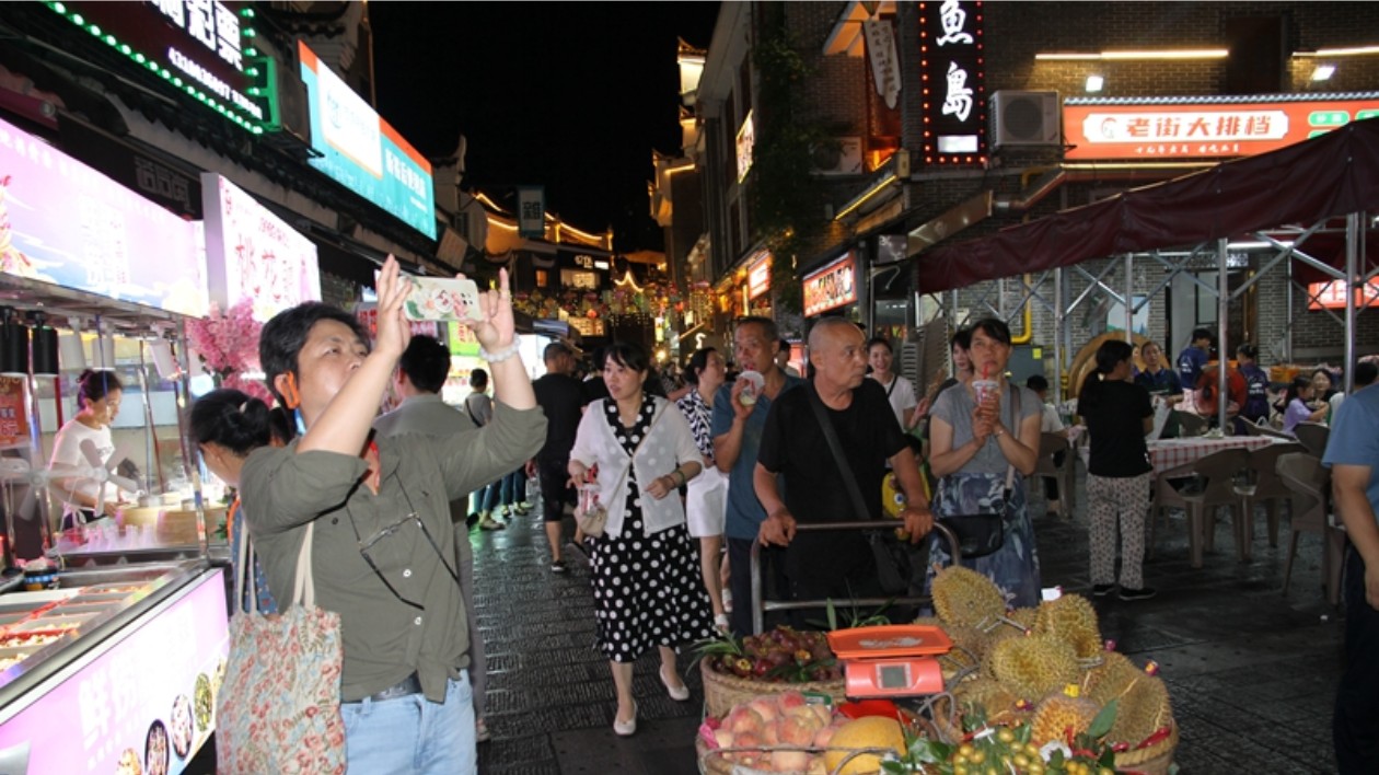 「小而美」藏流量密碼 品味郴州裕后街傳統與現代交融之美