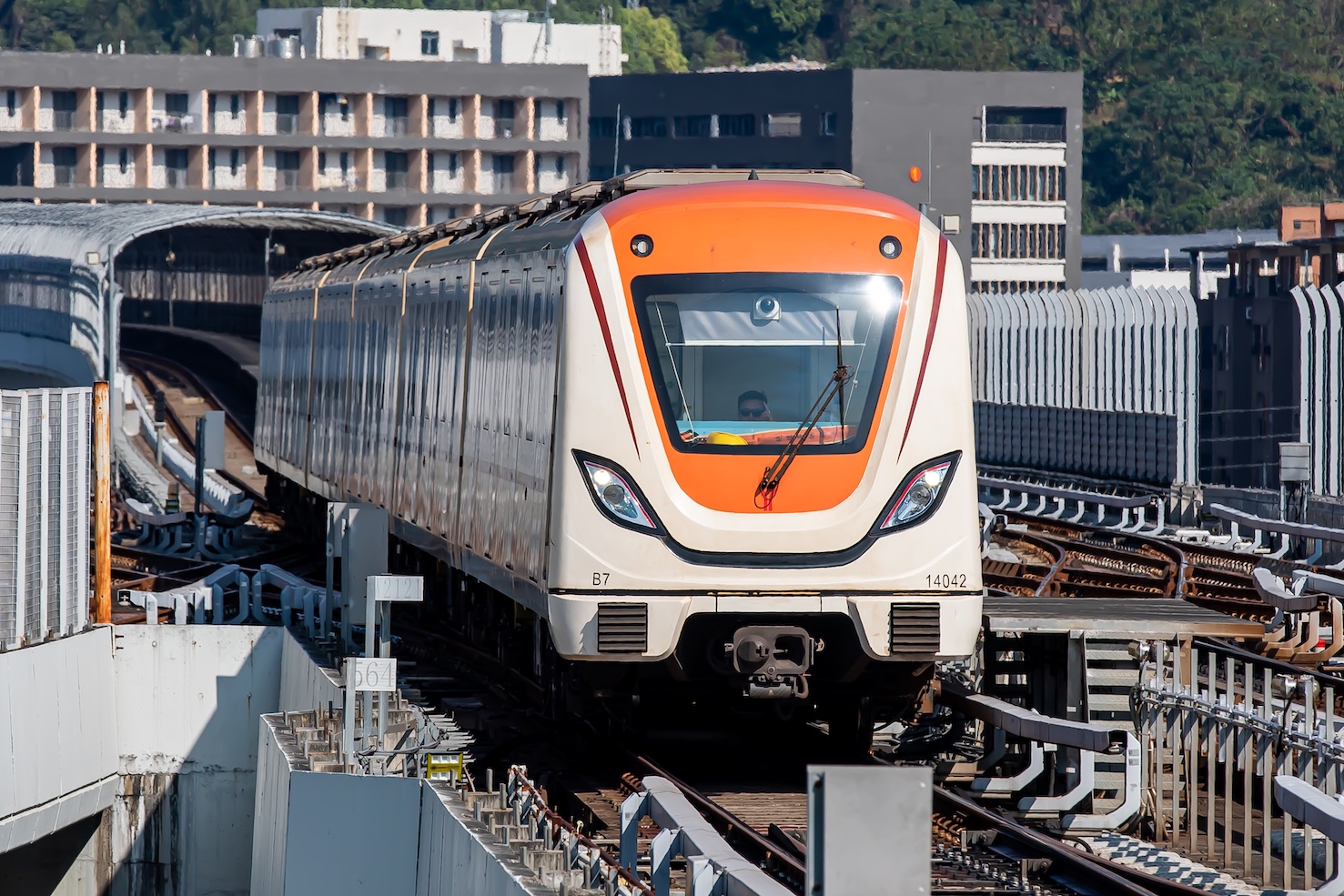 廣州地鐵十四號線二期年內開通在即 8月1日起啟動「貫通跑圖」