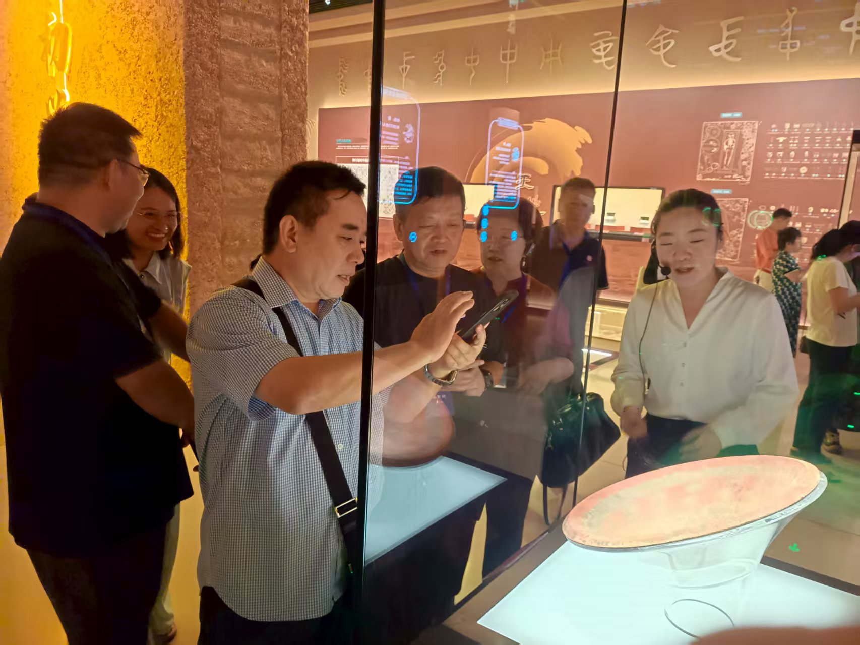 第十屆著名作家看山西臨汾行採風活動走進襄汾