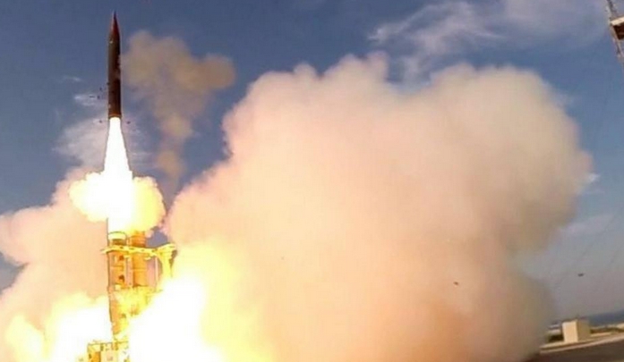 也門胡塞武裝導彈再襲以色列機場 以軍攔截 