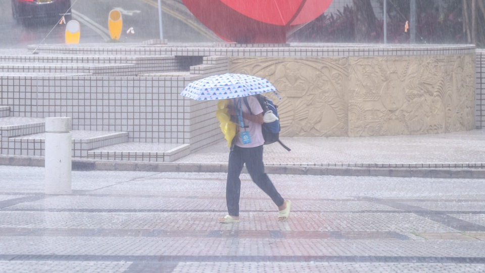 天文台改發黃色暴雨警告信號