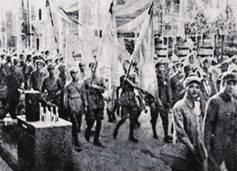 76年前的今天，長沙和平解放！