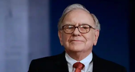 【財通AH】自宣布年底退休後，「巴菲特溢價」開始消退  伯克希爾股價跌出美股前十位