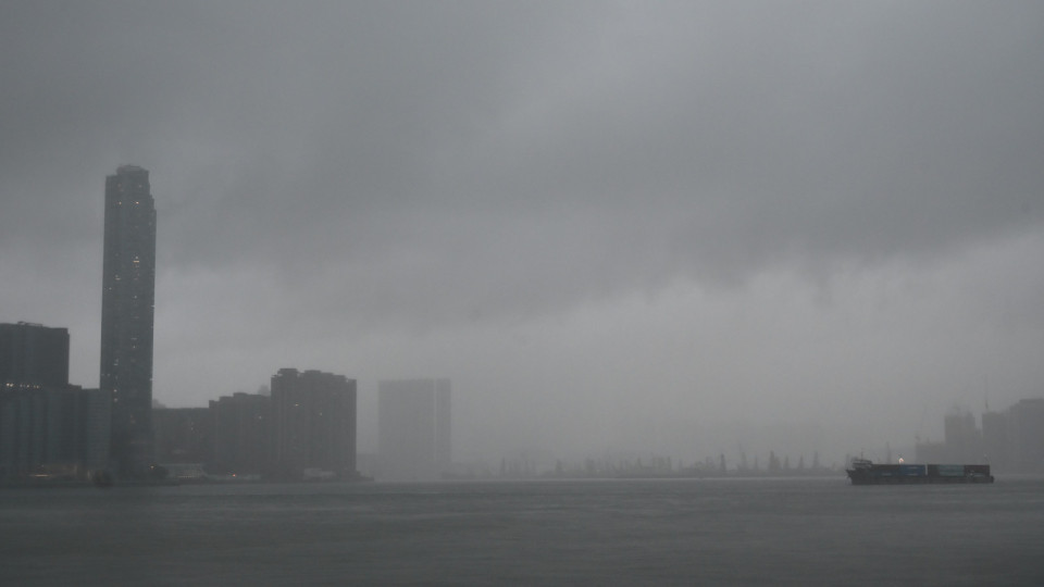 天文台預測未來一兩小時本港廣泛地區下大雨