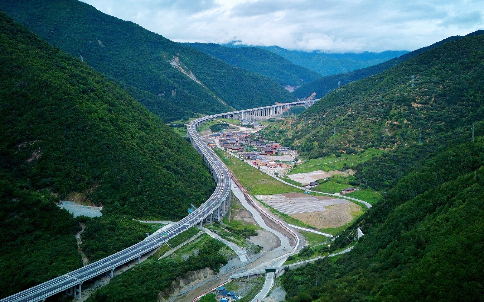 探索文旅融合新路徑  四川平武繪就「詩與遠方」新圖景