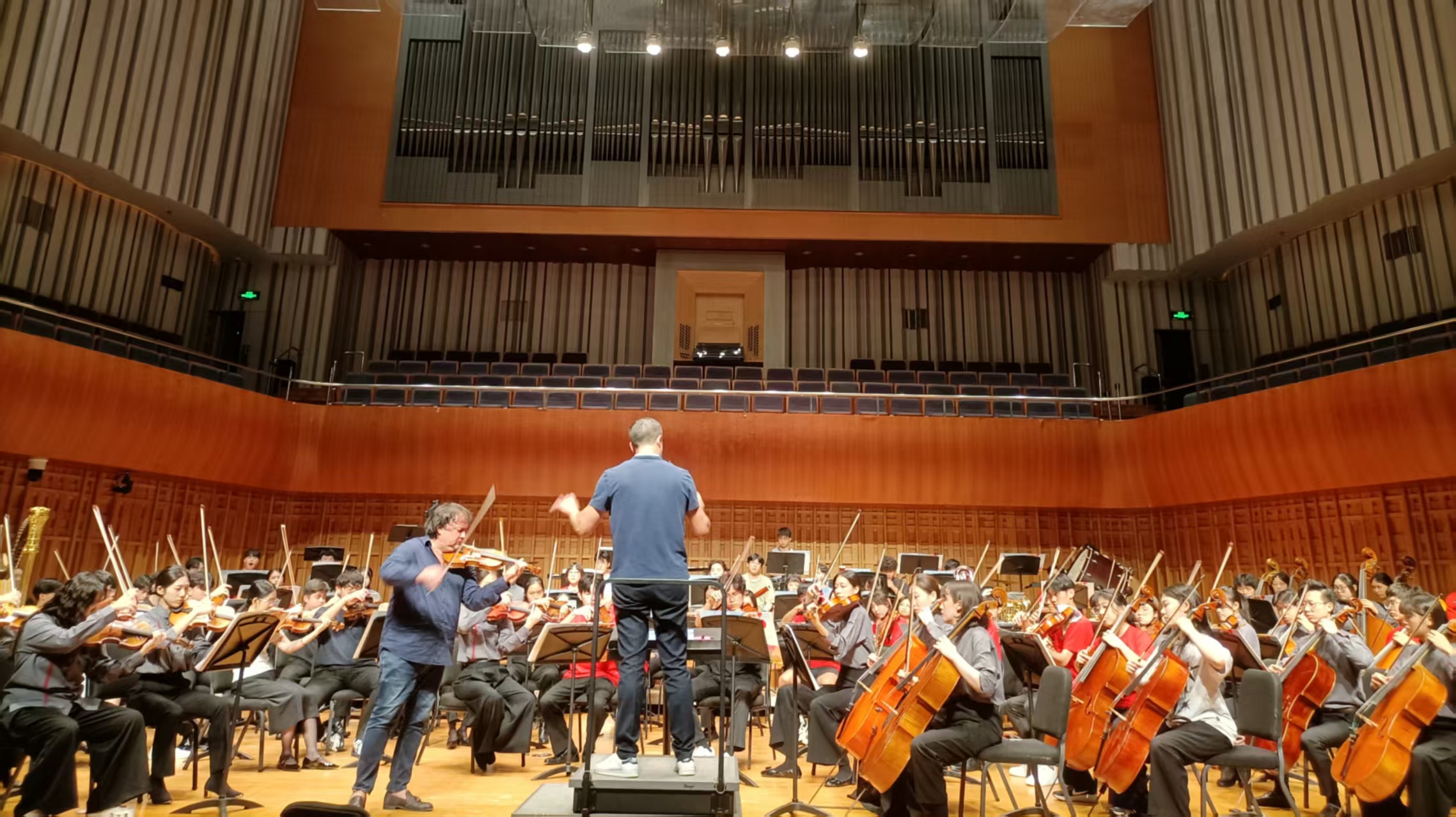 亞洲青年管弦樂團35周年紀念巡演音樂會在西安奏響