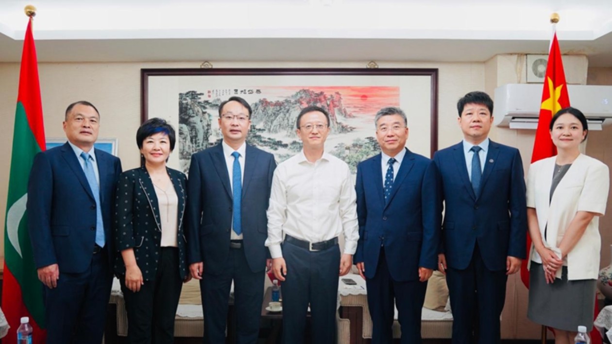 馬爾代夫維拉學院漢語中心第四屆理事會成功召開 擘畫「中文+」教育合作新藍圖