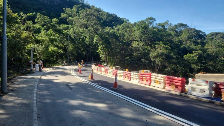 路政署：大埔新娘潭路今晚6時已全線開通 恢復雙線雙程行車