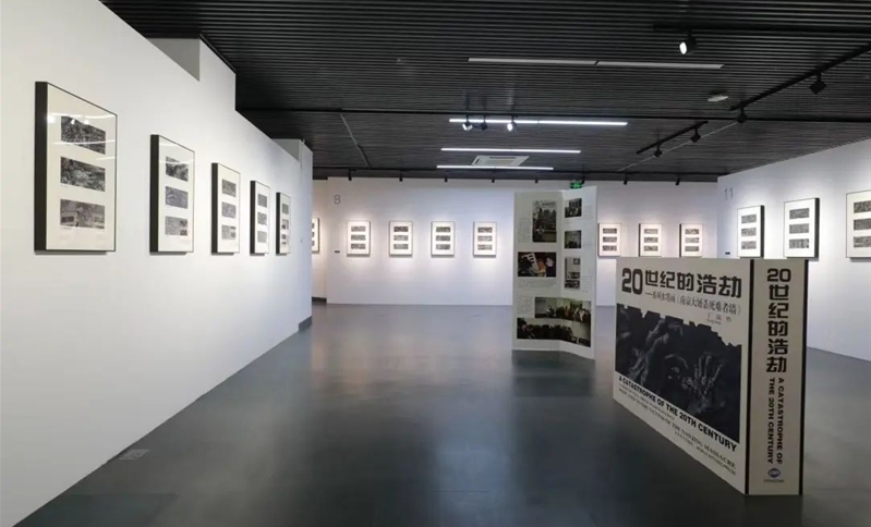 338幅人物畫作再現南京大屠殺之殤