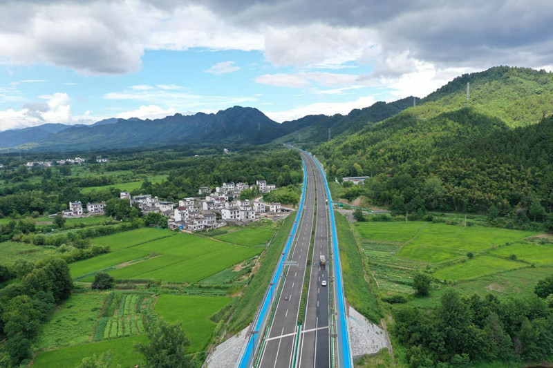 激活文旅發展動能  皖黟縣自駕遊持續升溫