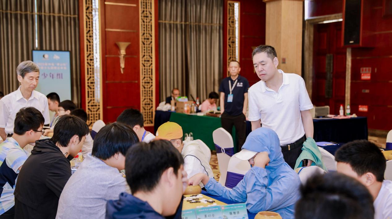 第四屆全國少兒圍棋公開賽在皖黃山區拉帷