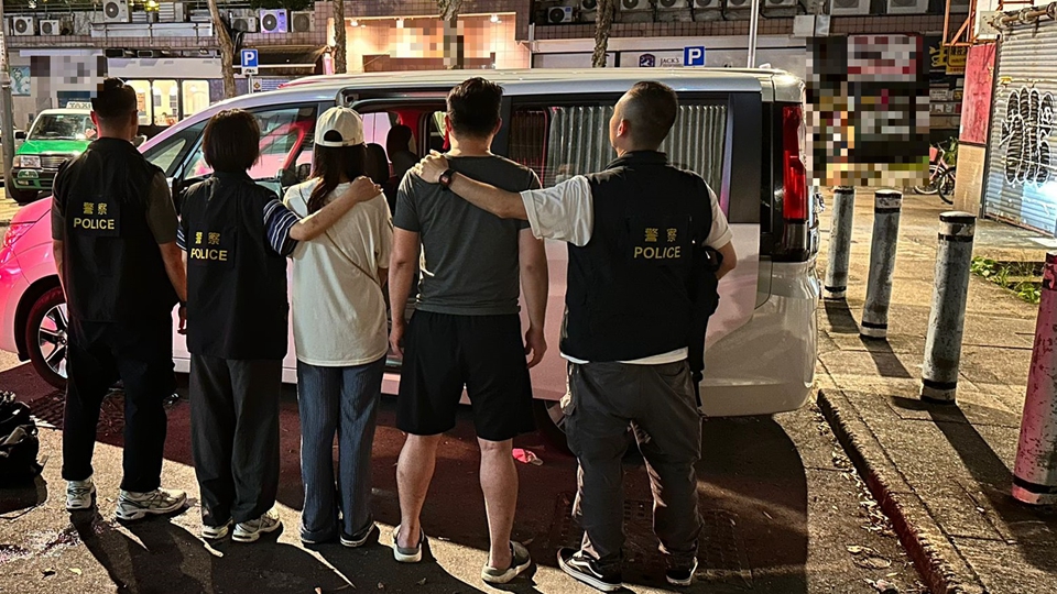 警破大埔毒品儲存倉拘2人 檢值2.6萬元依托咪酯