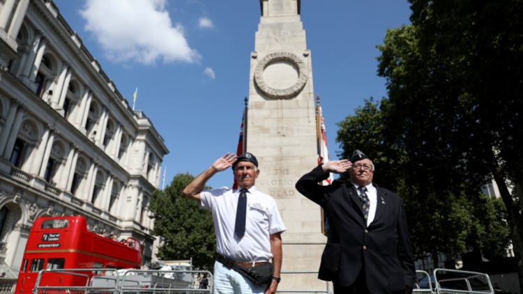 多圖丨英國舉行儀式紀念二戰對日作戰勝利80周年