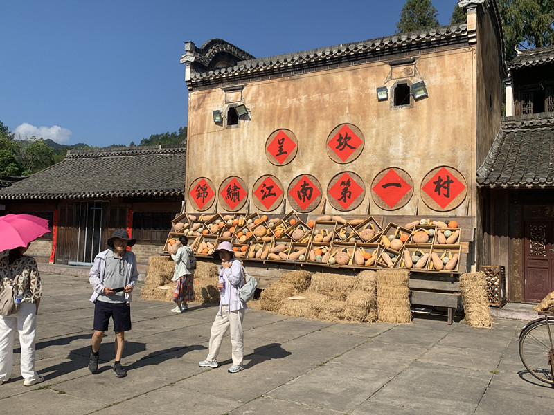 慢旅行深體驗 皖徽州區呈坎古鎮向陽而生