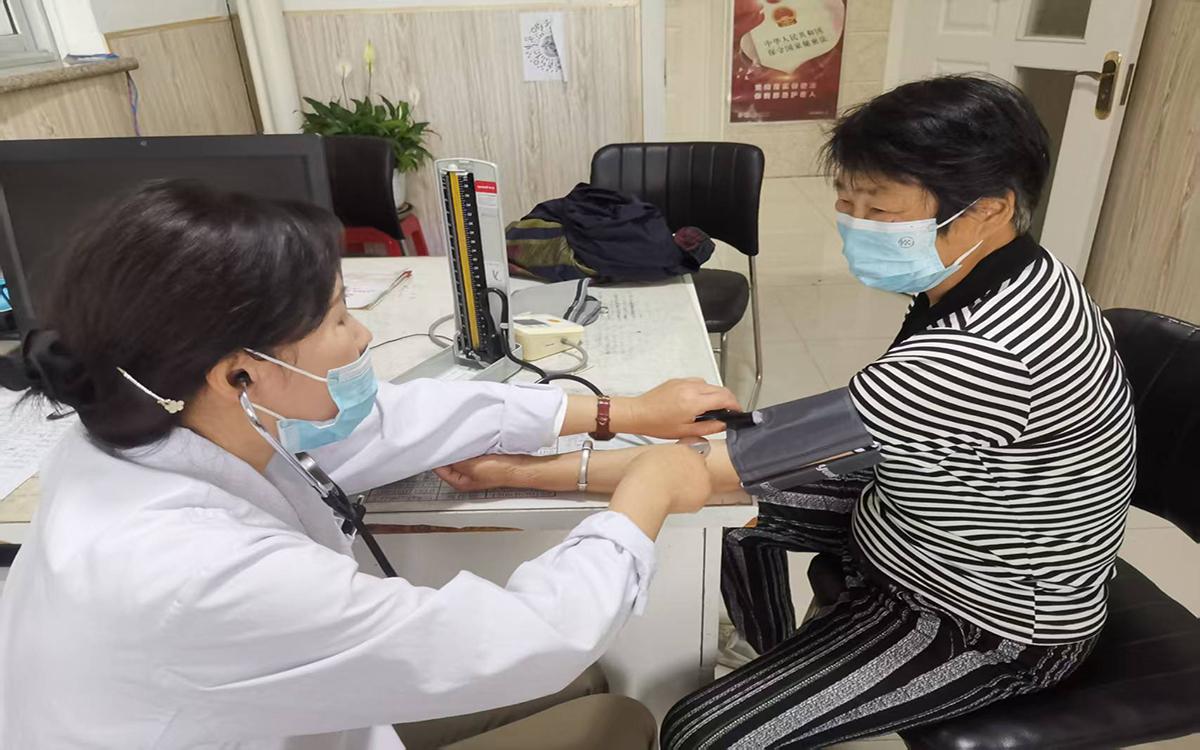 李忠波：紮根鄉野二十五載 醫者仁心綻放芳華