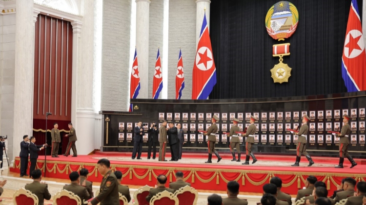 朝鮮表彰海外作戰部隊指戰員