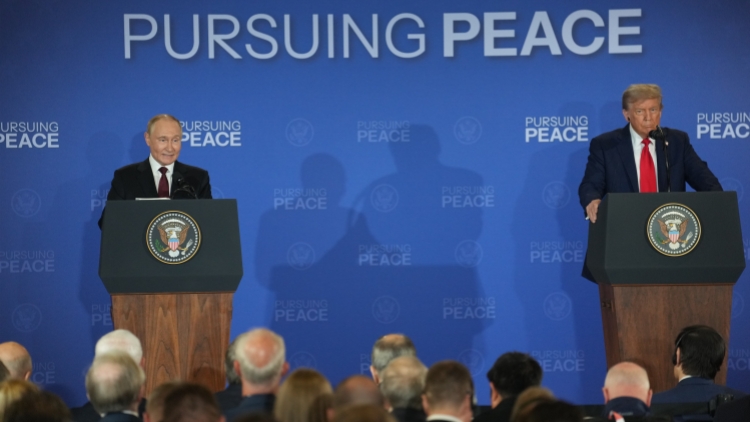 普京：期待全面恢復俄美關係 下一步發展取決於美方