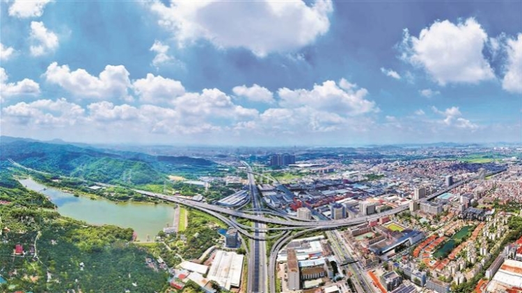 「逐夢之路」綻放「文明之花」 廣深高速與深圳經濟特區同頻生長 