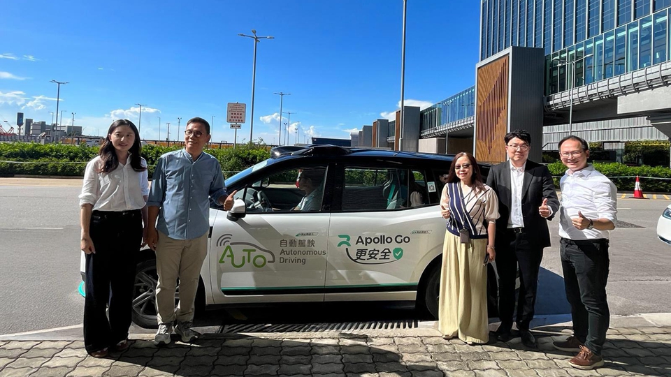 民建聯前往航天城體驗自動駕駛車輛 冀逐步推廣至公眾