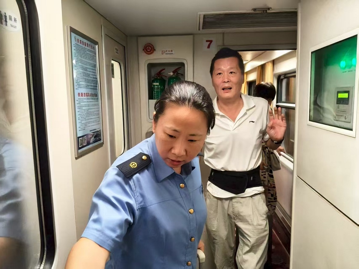 K188次列車乘務員暖心守護 助術後旅客順利完成千里歸途