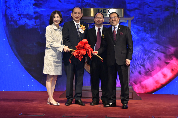 【新股最前線】首間香港哈薩克兩地雙重上市公司佳鑫 首掛全日升逾177%  一手賺7768元