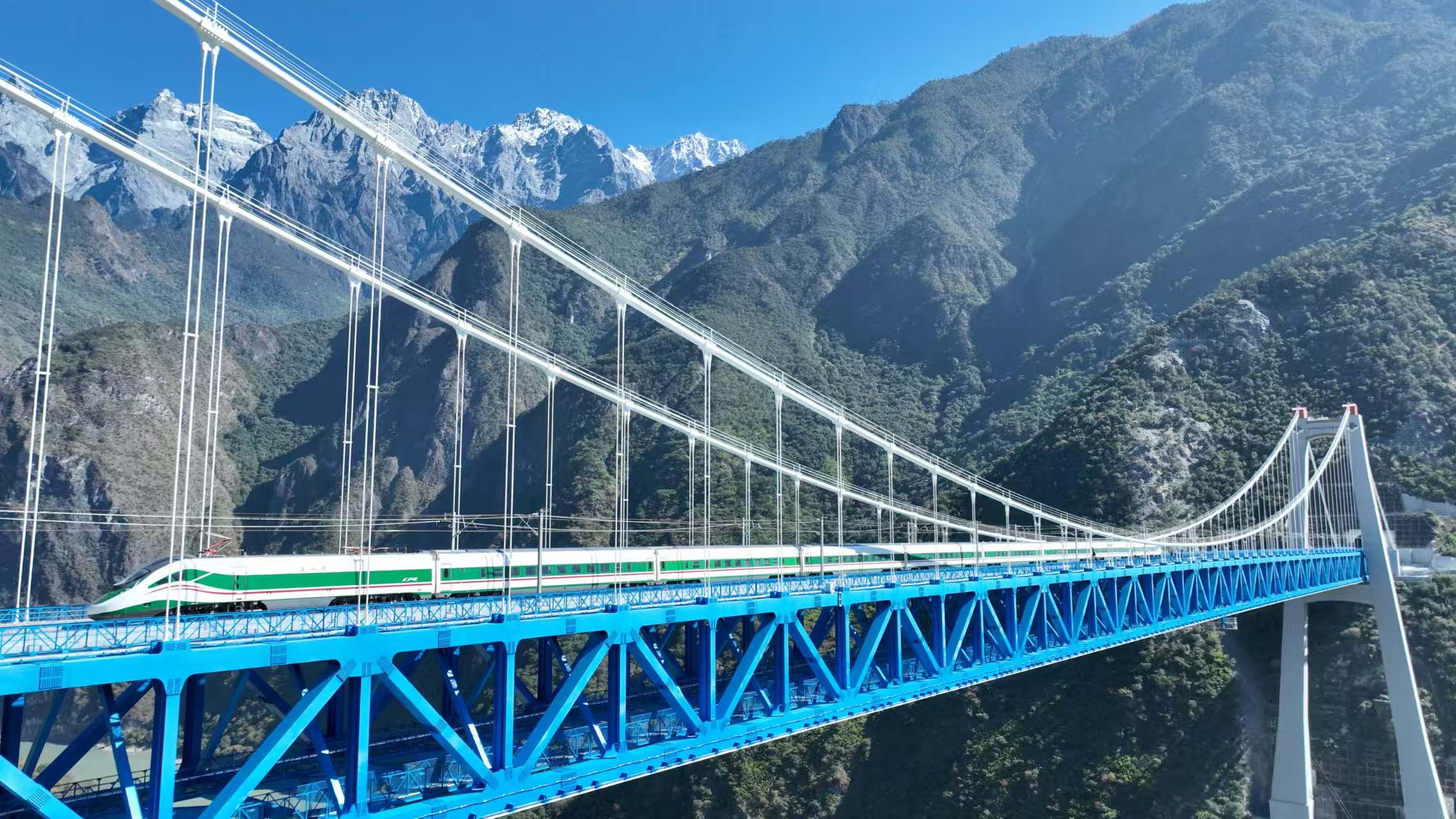 金秋路地跨省聯動 憑火車票雲南近60家A級景區免票/打折——多省鐵路、文旅部門在昆聯合舉辦推介活動