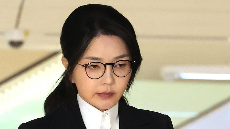 韓國特檢組對前第一夫人金建希提出起訴