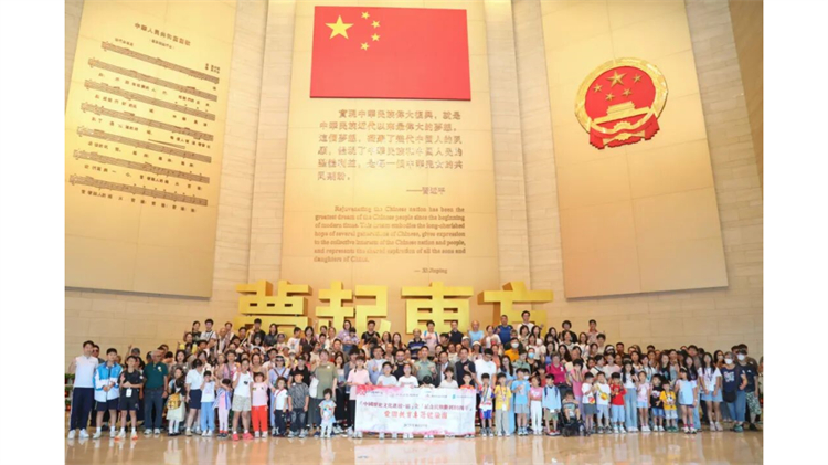 駐香港部隊展覽中心組織抗戰勝利80周年專題講解活動