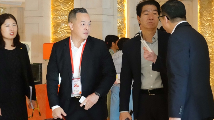 香港觀禮團陸續抵達北京：深感光榮 期待現場