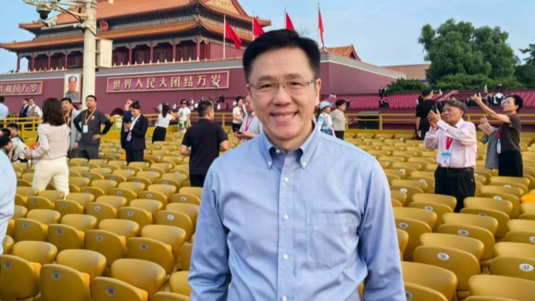 孫東：有機會近距離觀看閱兵深深震撼了我