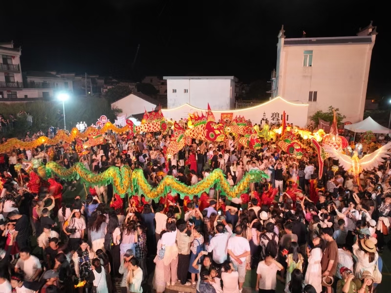 皖黟縣碧陽鎮：好戲連台熱鄉村  非遺魅力引客來