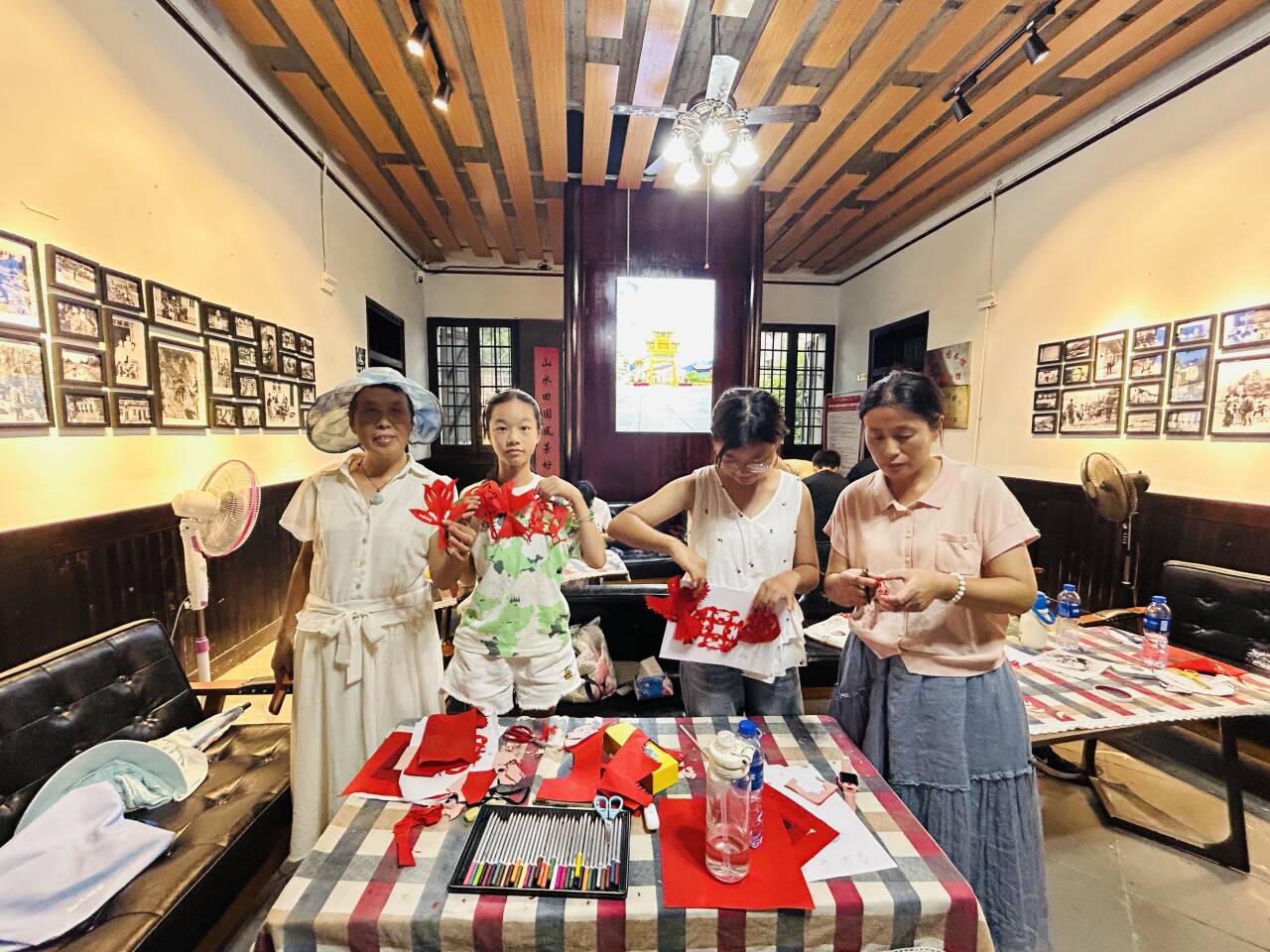 皖黃山區耿城鎮：研學活動別出心裁  知還山莊童心綻放