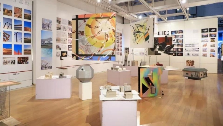 從深圳到京都 國際小燕以建築為媒開展跨時空文化對話