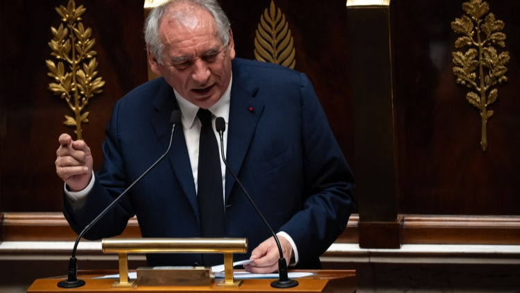 熱點問答丨貝魯政府倒台，法國何去何從？