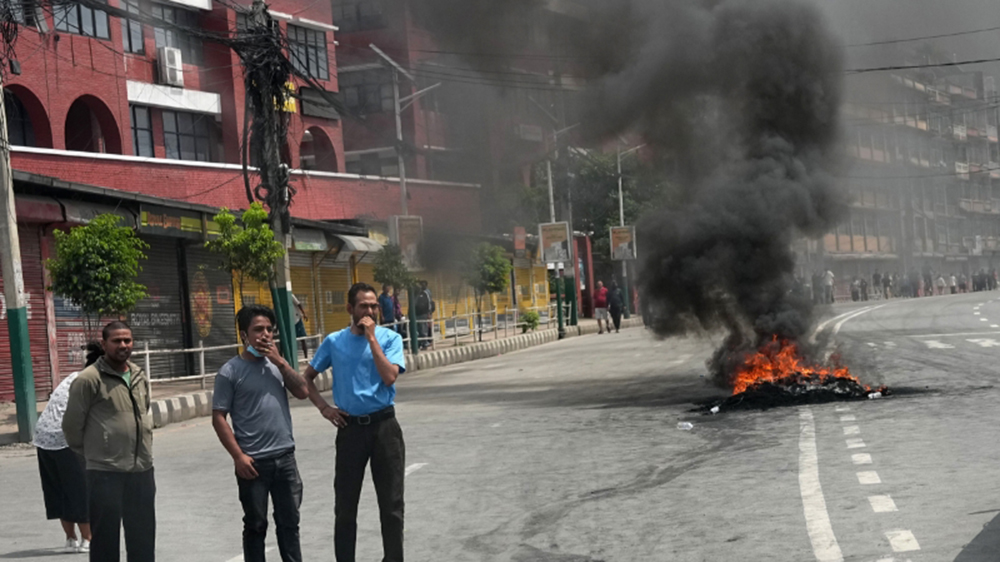 尼泊爾反政府示威持續 總理奧利辭職