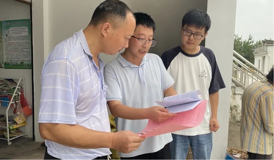 皖屯溪奕棋鎮：「風正」方能「一帆懸」   駐村幹部興朱村