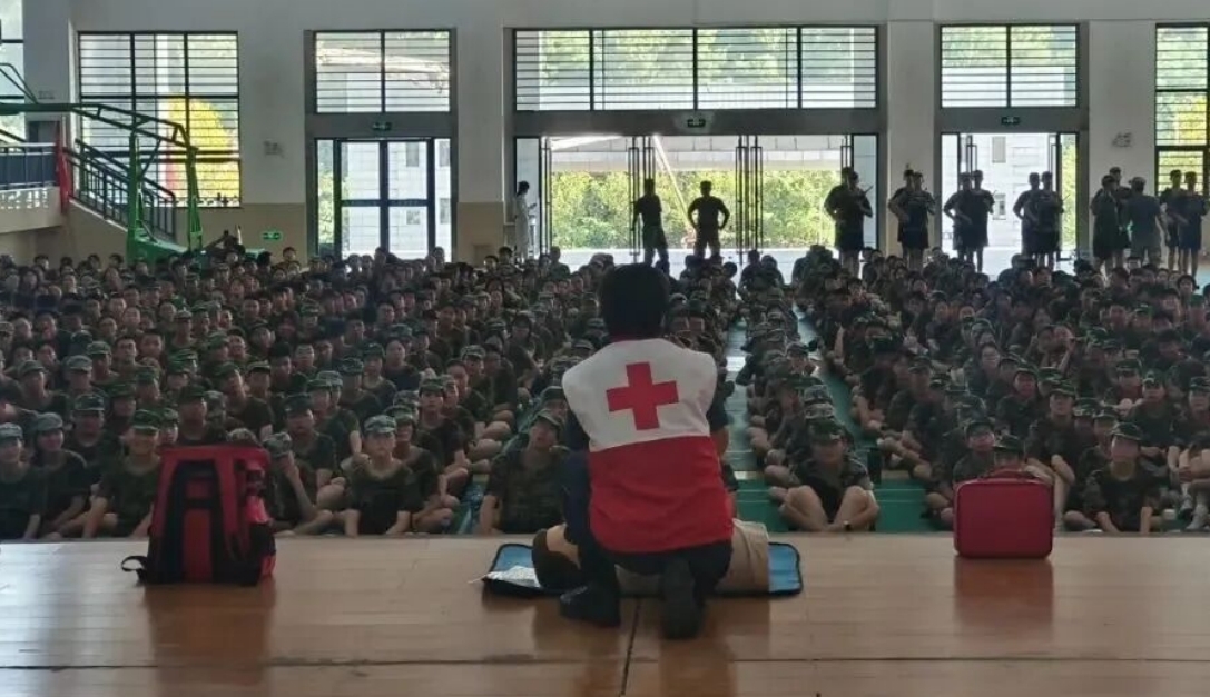 【港商觀察】「真上手，能救命！」  皖屯溪紅會入校園守護生命「第一課」