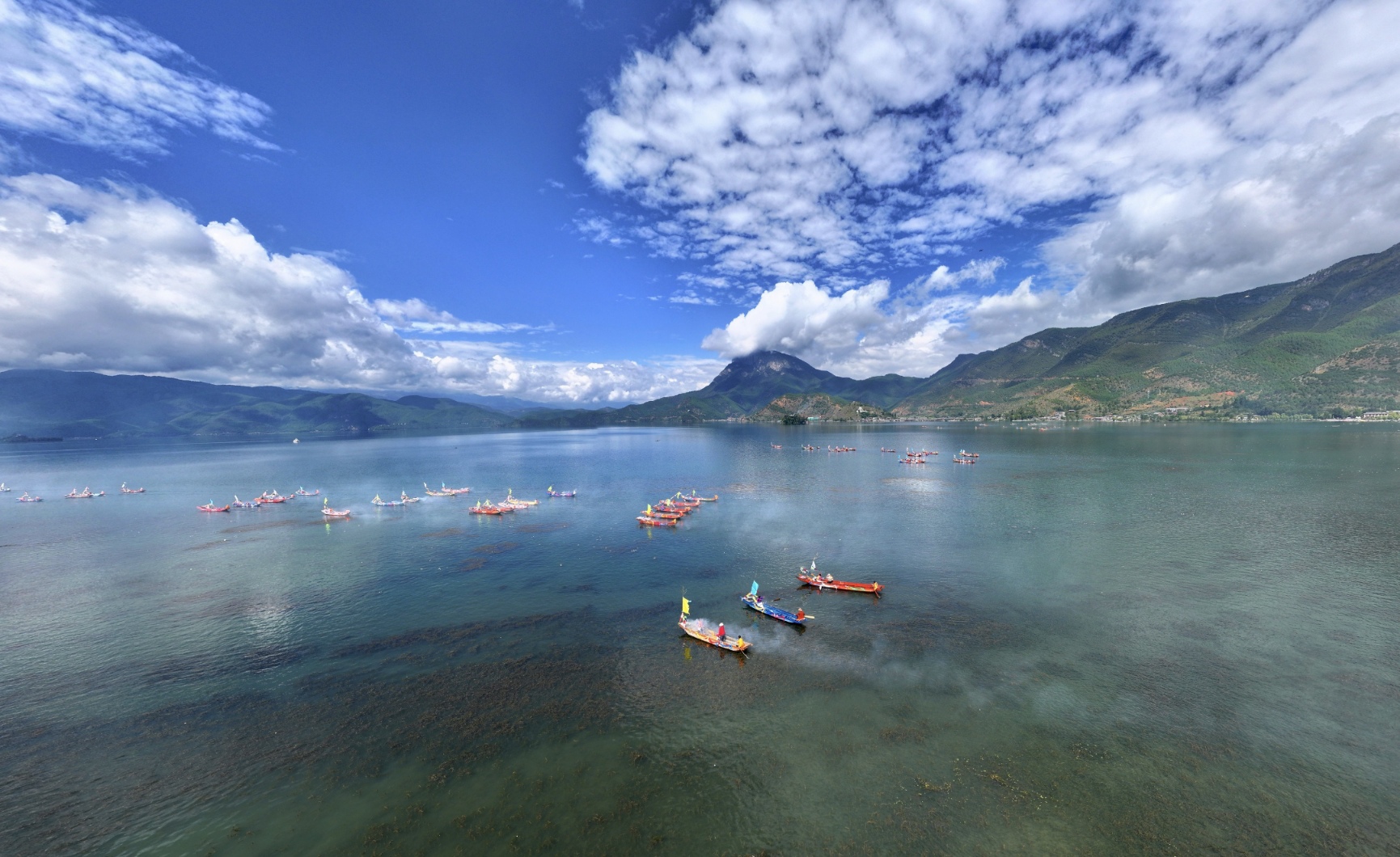 四川涼山州首屆瀘沽湖轉山轉海節啟幕 賦能民族地區高質量發展
