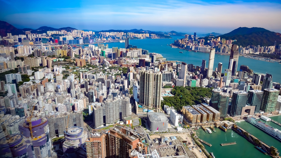 施政報告2025｜全面融入國家發展大局 繼續深化粵港澳三地規則銜接和機制對接