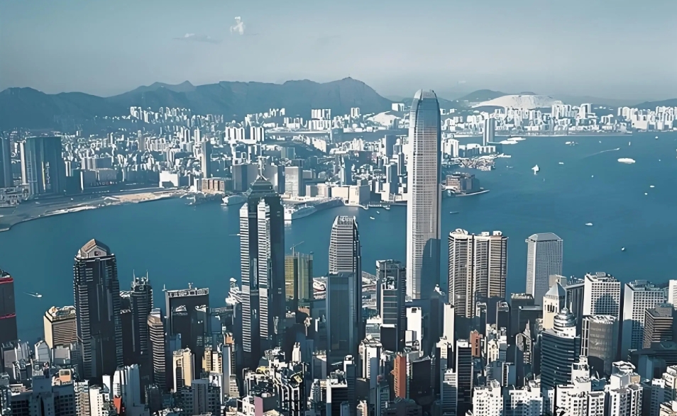 【名家指點】施政報告中的「四個更加」值得高度期待