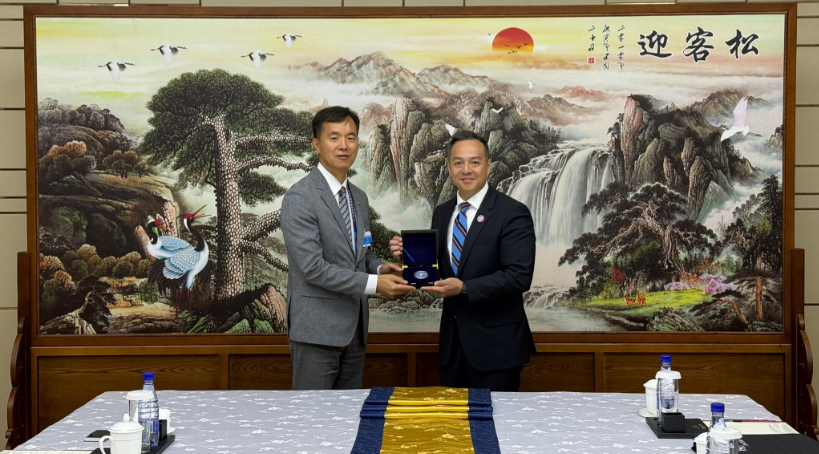 有片丨江蘇連雲港市全球公共安全合作論壇 周一鳴接受公安部新聞傳媒中心訪問