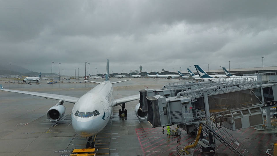 彭博社：為防「樺加沙」 香港機場23日下午6時起停飛36小時