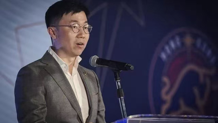 【港商觀察】64天港股狂砸147億   這位錢先生果然不尋常！