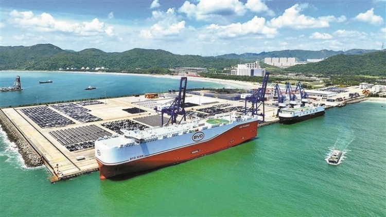 手機點一點 汽車運全球 「汽車出海e站通」移動版上線