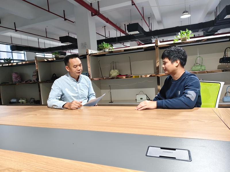 湖南藍山：不斷創優營商環境 讓外來務工子女入學無憂