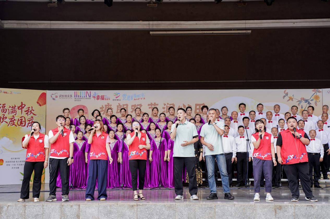 桃源街道塘朗社區「雙節潤心田·企民同心圓」主題活動圓滿舉行