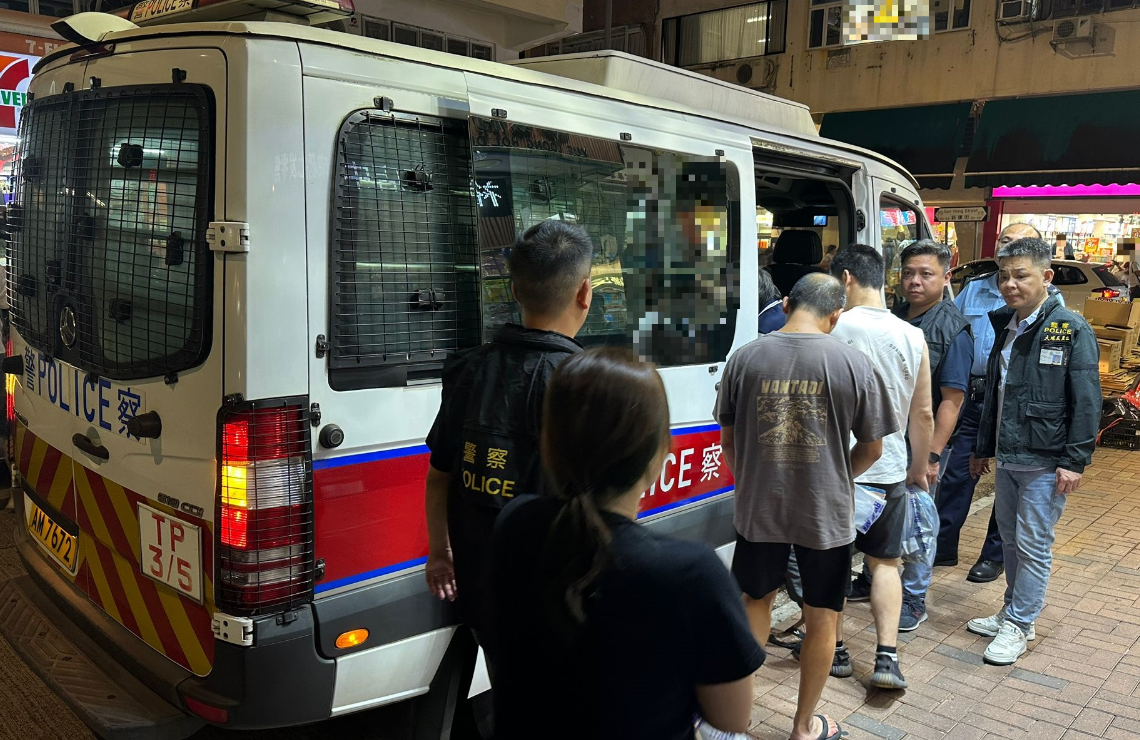 警方上水破釣魚機賭檔 拘捕5名男女